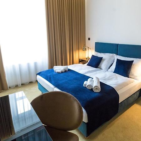 Apart Hotel Golden Apartments โกชิเซ ภายนอก รูปภาพ