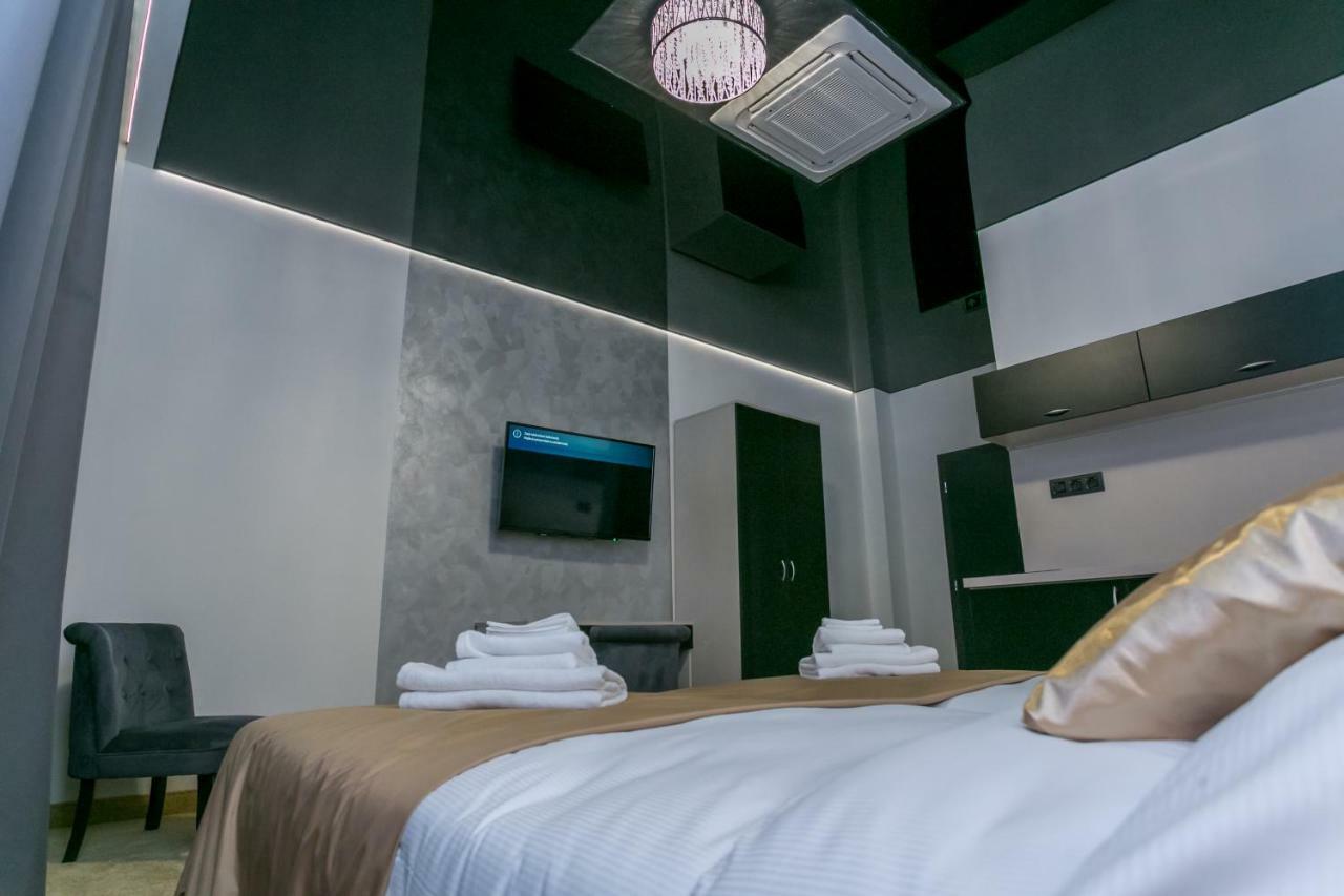 Apart Hotel Golden Apartments โกชิเซ ภายนอก รูปภาพ