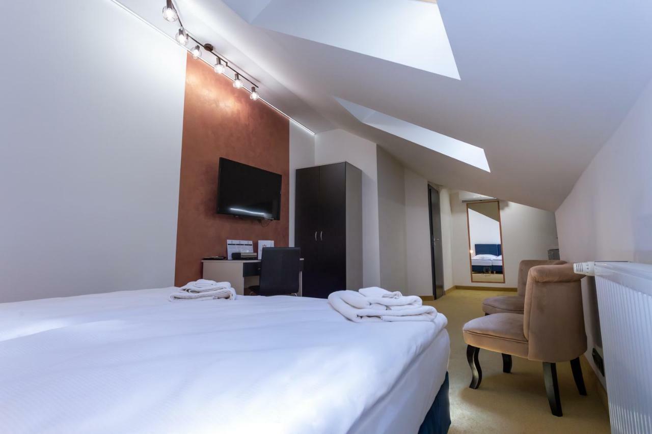 Apart Hotel Golden Apartments โกชิเซ ภายนอก รูปภาพ