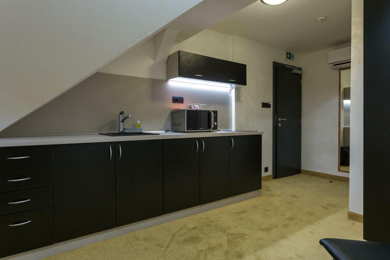 Apart Hotel Golden Apartments โกชิเซ ภายนอก รูปภาพ